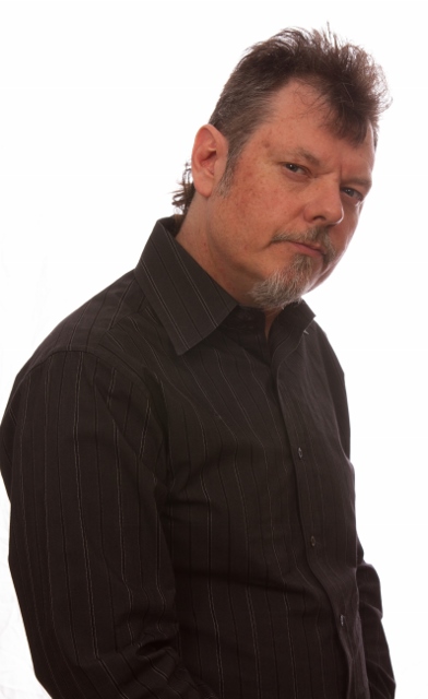 Zergog S. Tovar (392x640)